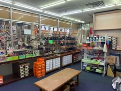 Holland Road Shopping Centre (D10), Retail #572109831